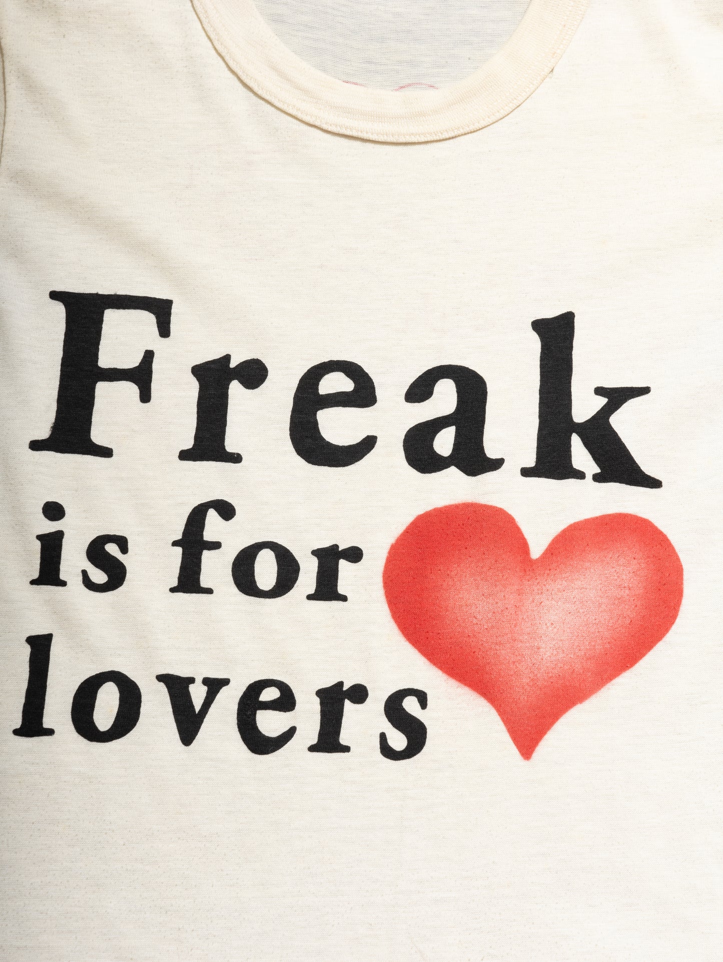 FREAK SOUVENIR TEE - SML-MED
