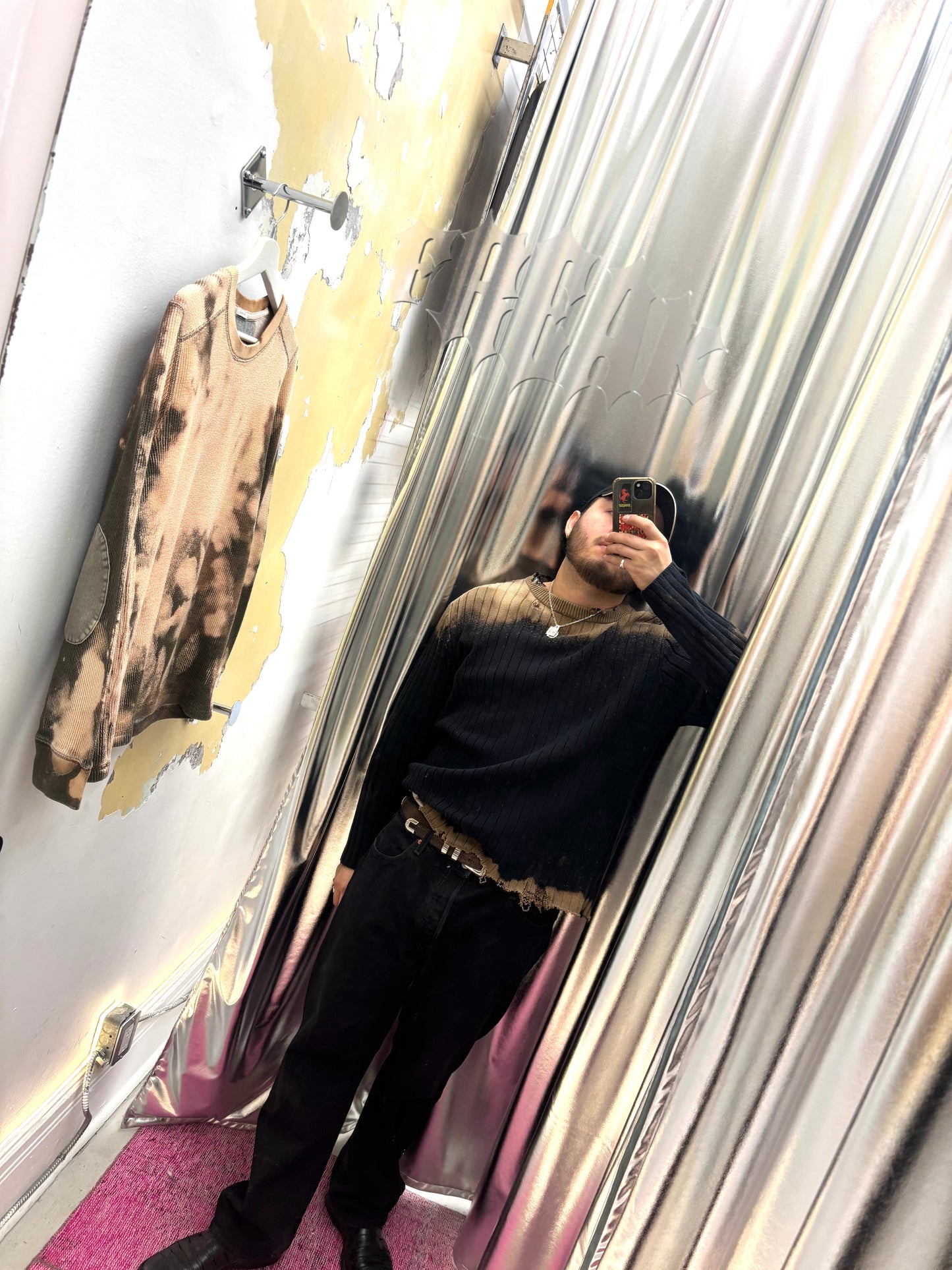 DISTRESSED KNIT 002 - S.U.V.  VINTAGE (LRG)