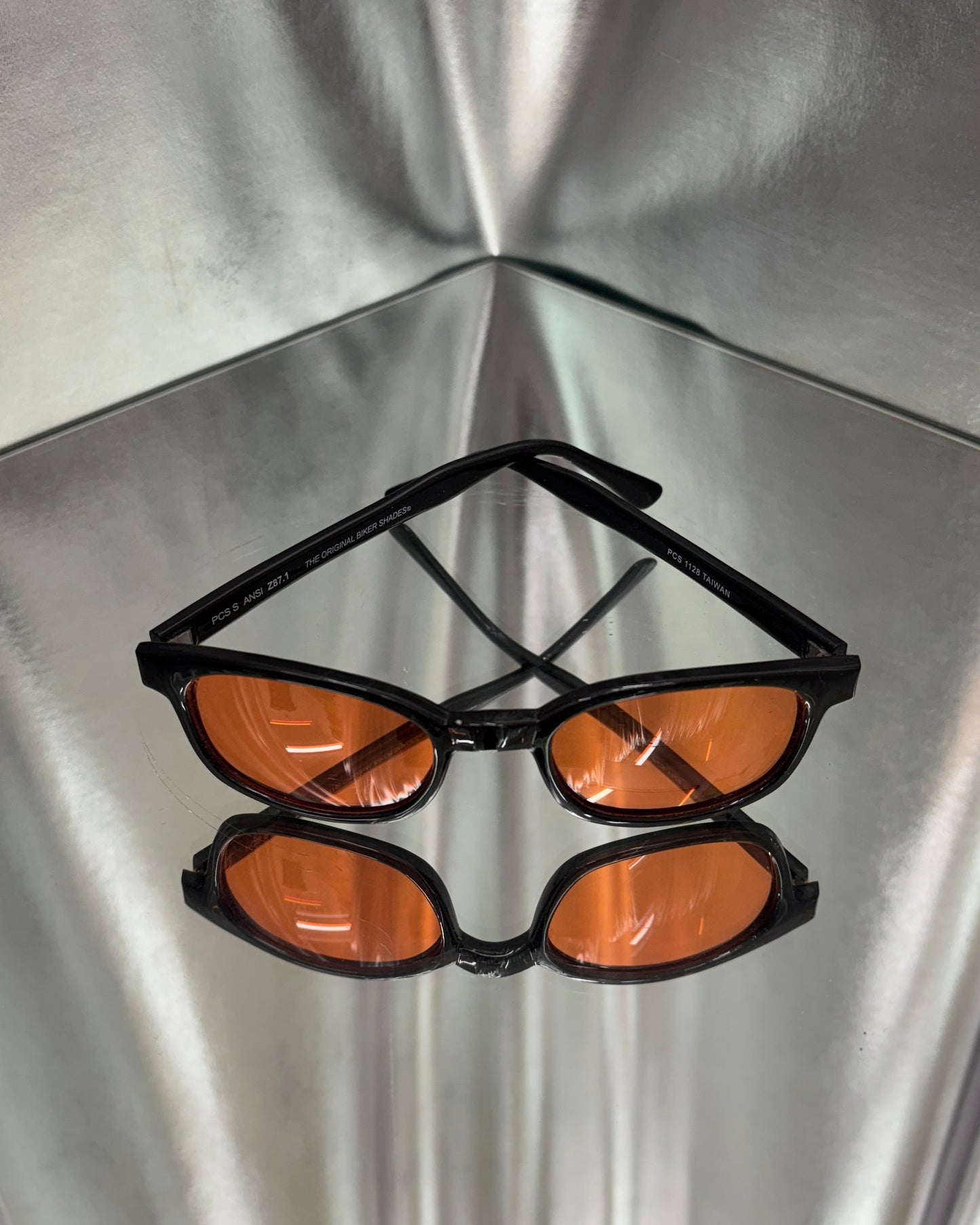 KD ORIGINAL BIKER SUNGLASSES (MULTIPLE COLOURS)