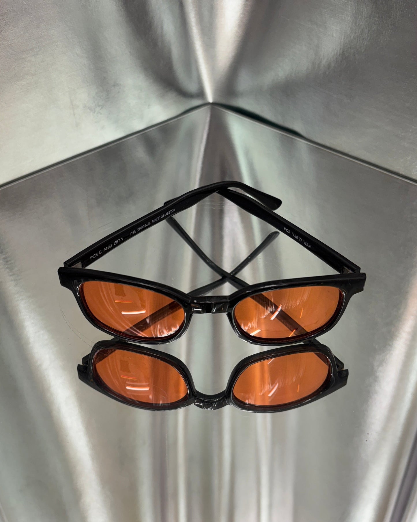 KD ORIGINAL BIKER SUNGLASSES (MULTIPLE COLOURS)