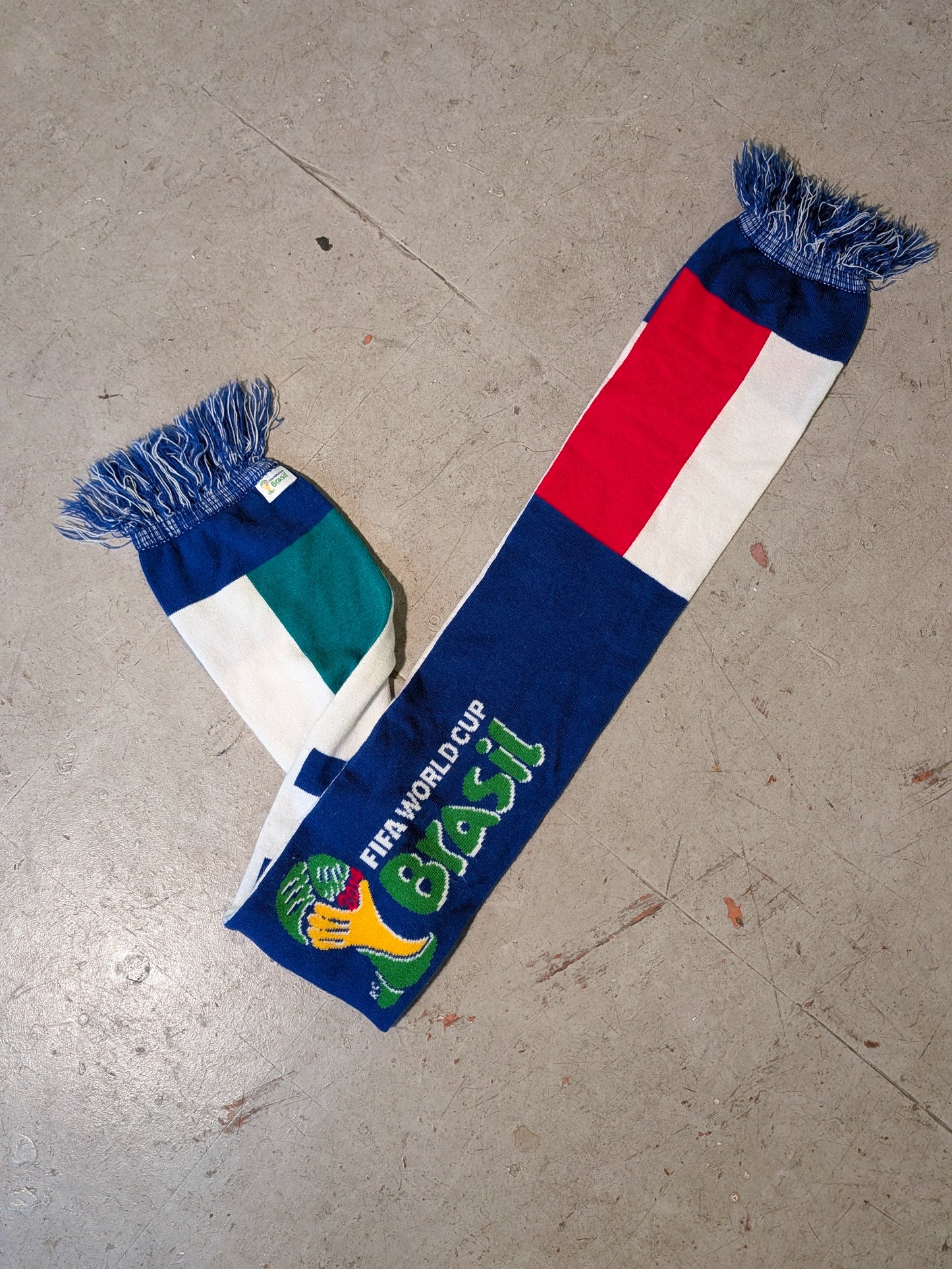 FOOTY SCARVES